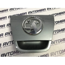 Ручка крышки багажника Opel Astra J HB 2009- 11320900